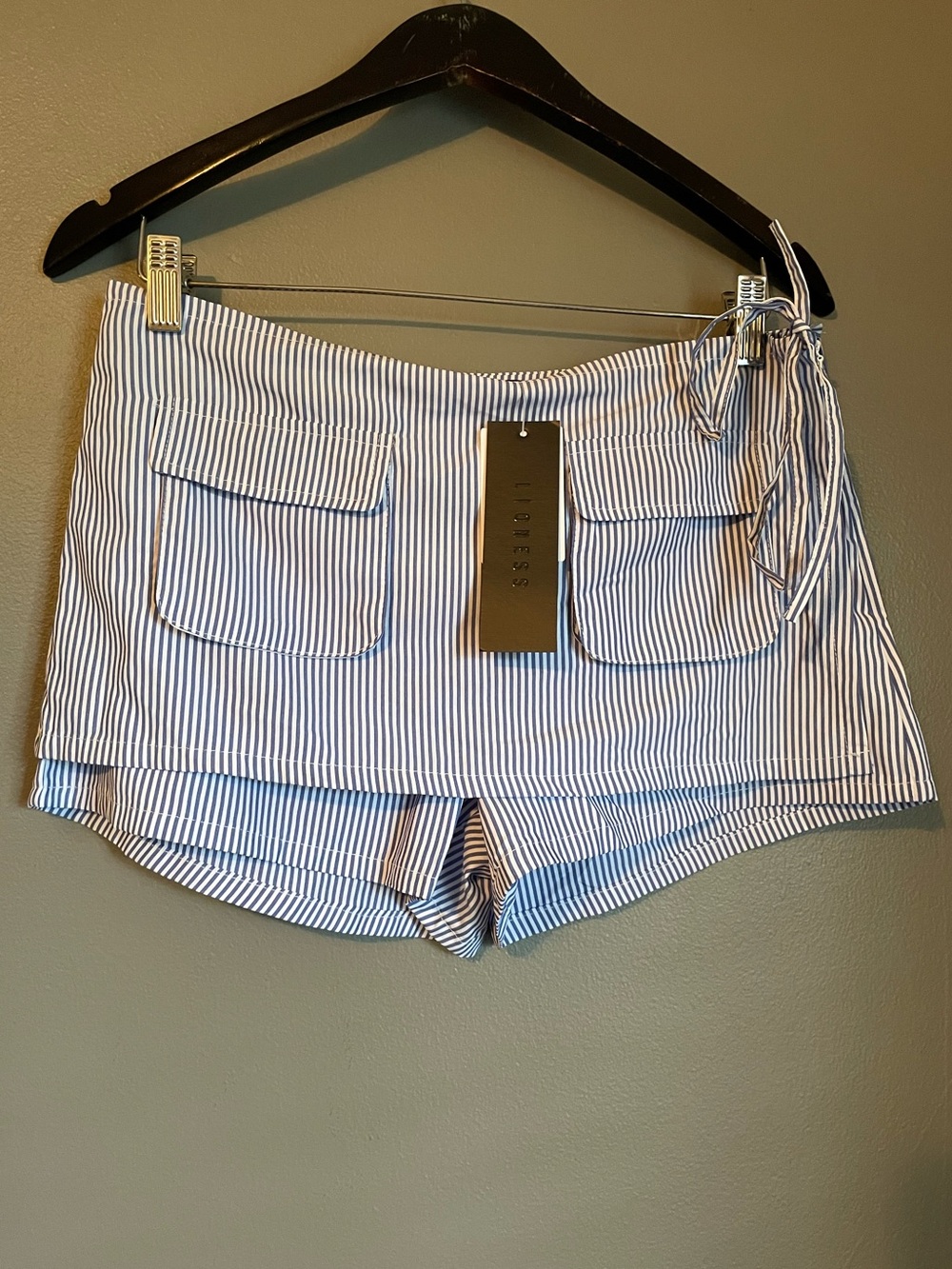 NWT Lioness Sz Small Blue White Striped Country Side Skort Lux Pockets Ret $90! - Picture 6 of 14